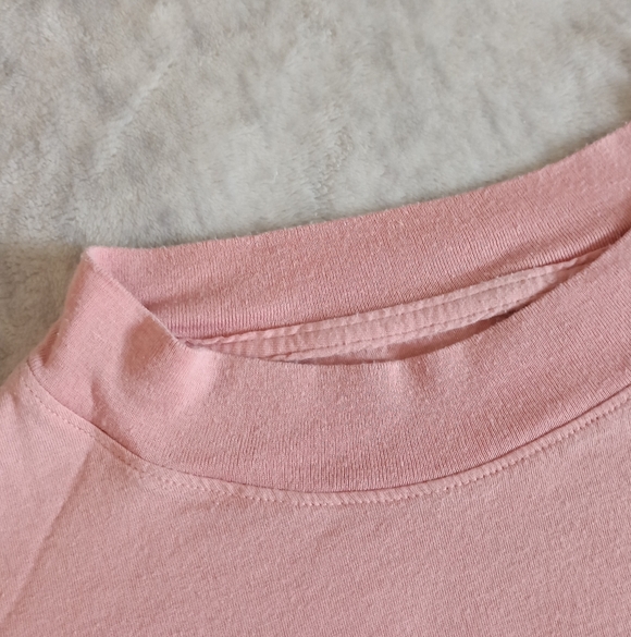 The North Face | Size Large Pink Tee - Picture 3 of 8